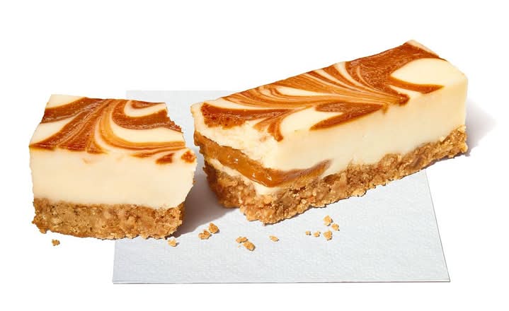 Salted Caramel Gooey Cheesecake