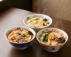 深夜麻辣湯【中国本場の濃厚スープの贅沢麻辣湯】