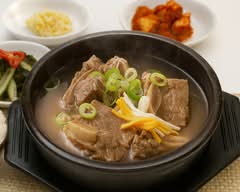 【韓国料理専門店 】アミ家