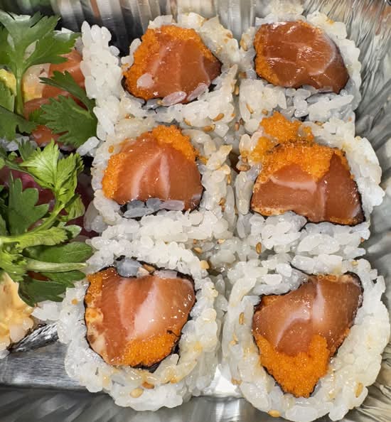 Spicy Salmon Roll
