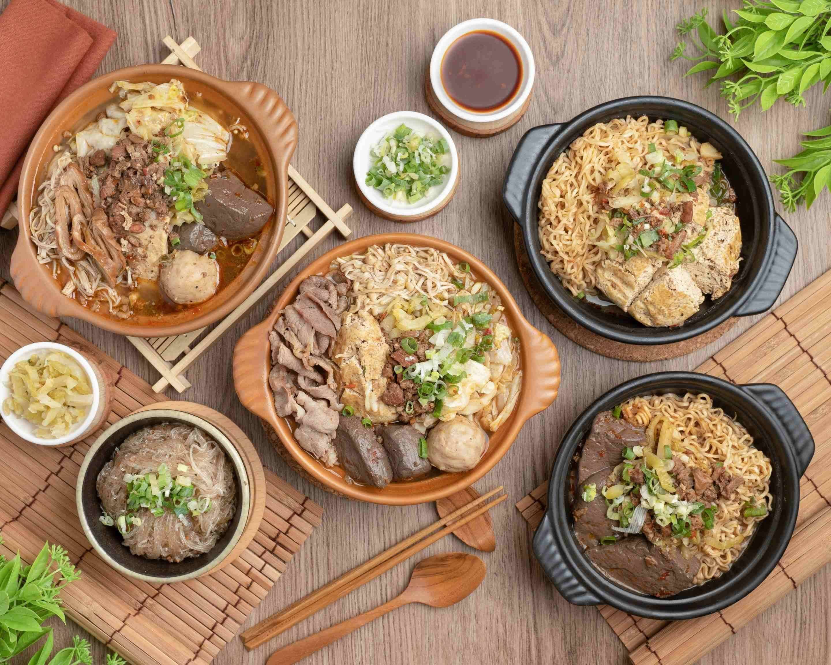 台北麻將麻辣臭豆腐二重店的菜單和價目表| 新竹外送| Uber Eats