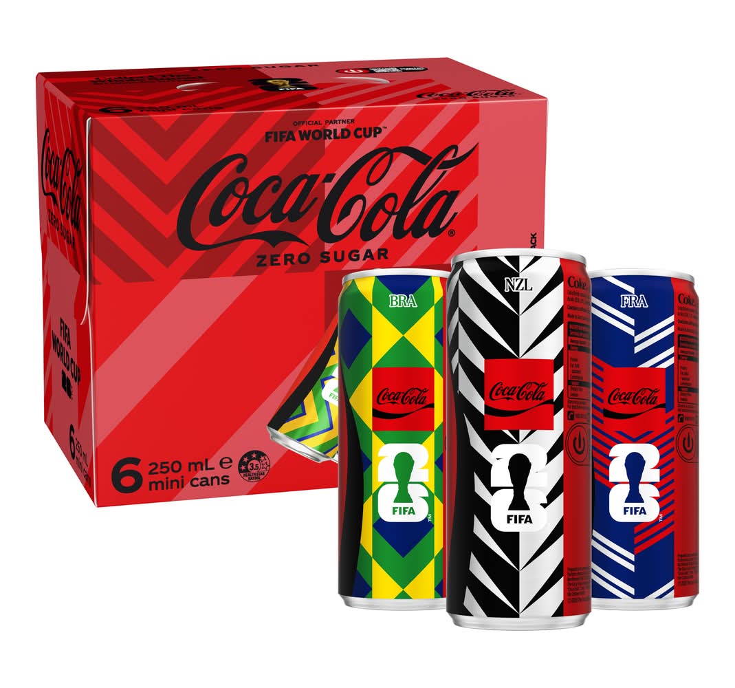 Coca-Cola Mini Zero Sugar Fifa Soda (6 x 250mL)