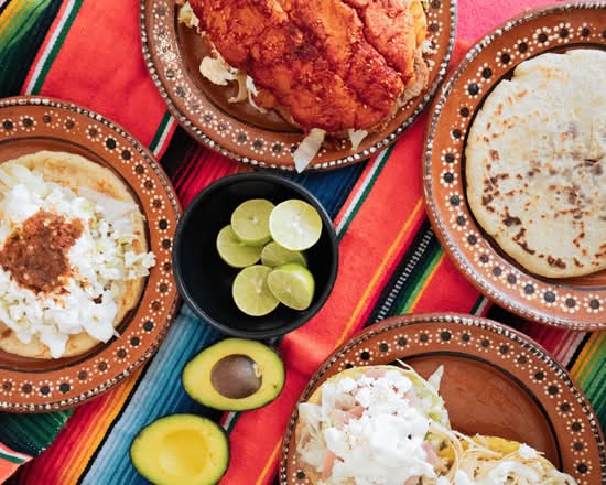 El Comal Antojitos Mexicanos Campestre