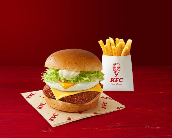 とろ～り月見チーズ和風カツバーガーセット（ドリンク無し） Tsukimi Cheese Wa-fu Cutlet Burger Combo