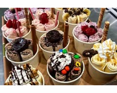 Curly Cream Rolled Icecream (Daytona Beach)