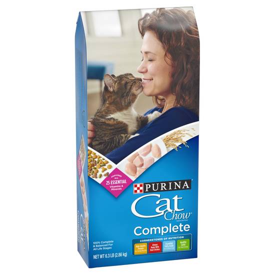 Purina Complete Cat Food