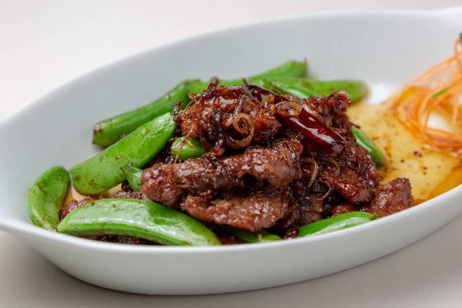 Stir-fried Beef with Seasonal Green 時菜牛肉