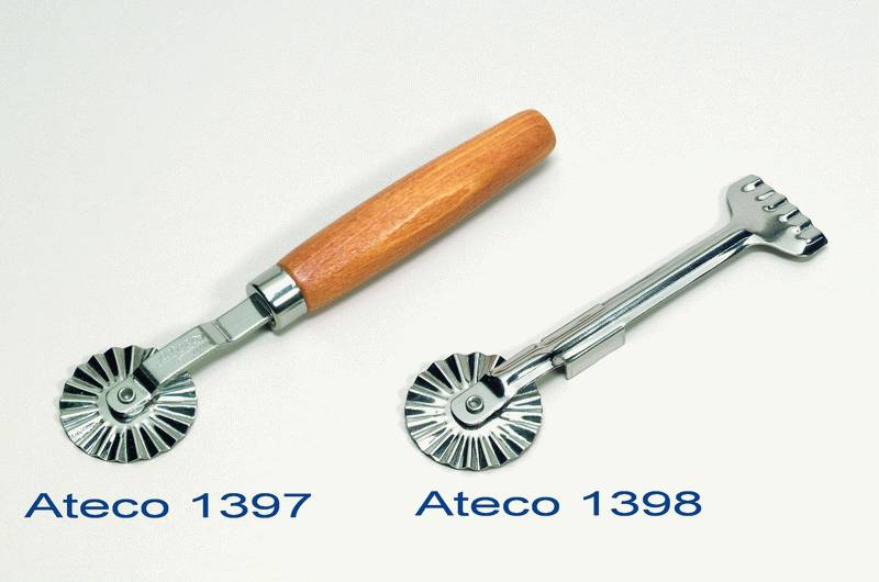 Ateco - 1397 Fluted Pastry Wheel (1 Unit per Case)