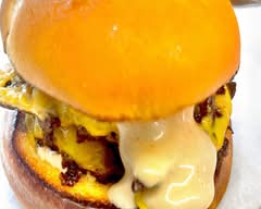 JR Smash Burger & More (113 E Main St)