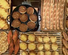 石窯パン工房 ばーすでい 栗生愛子本店 Ishigama Pankobo Birthday KuruayashiHonten			