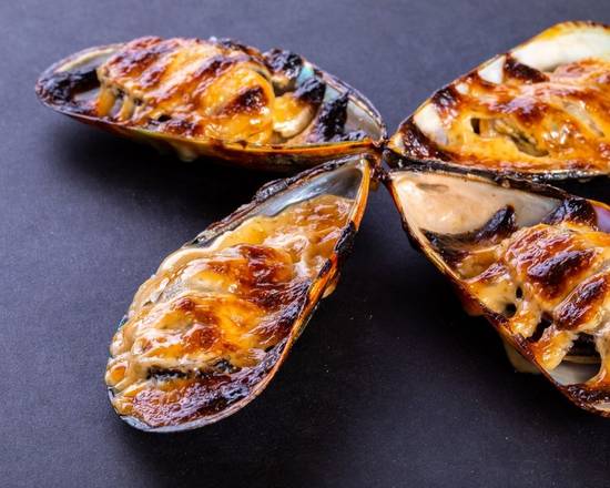 (g059) Dynamite Mussels