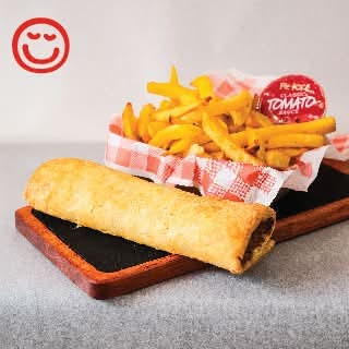 MEGA Sausage Roll + 125g chips