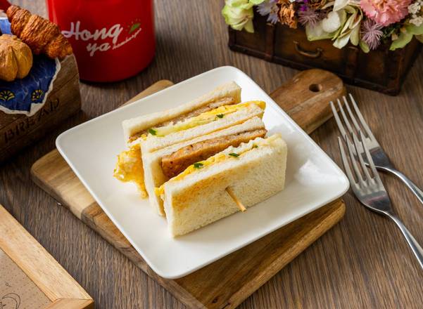 燻雞蛋吐司 Smoked Chicken Toast with Egg