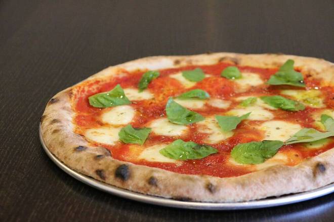 Classic Margherita Neapolitan Pizza (10")