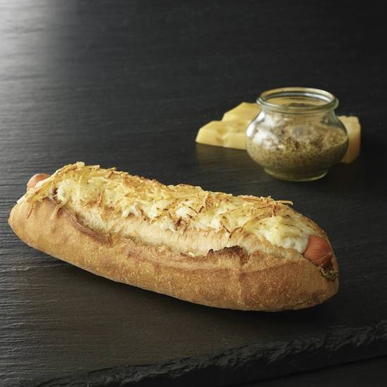 Le sandwich chaud saucisses