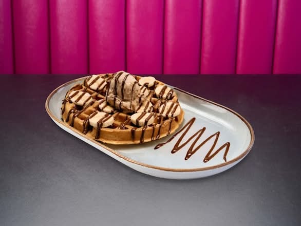 *NEW* Peanut Butter Choc Waffle