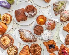 Luna Bakehouse (Hurstmere Road)