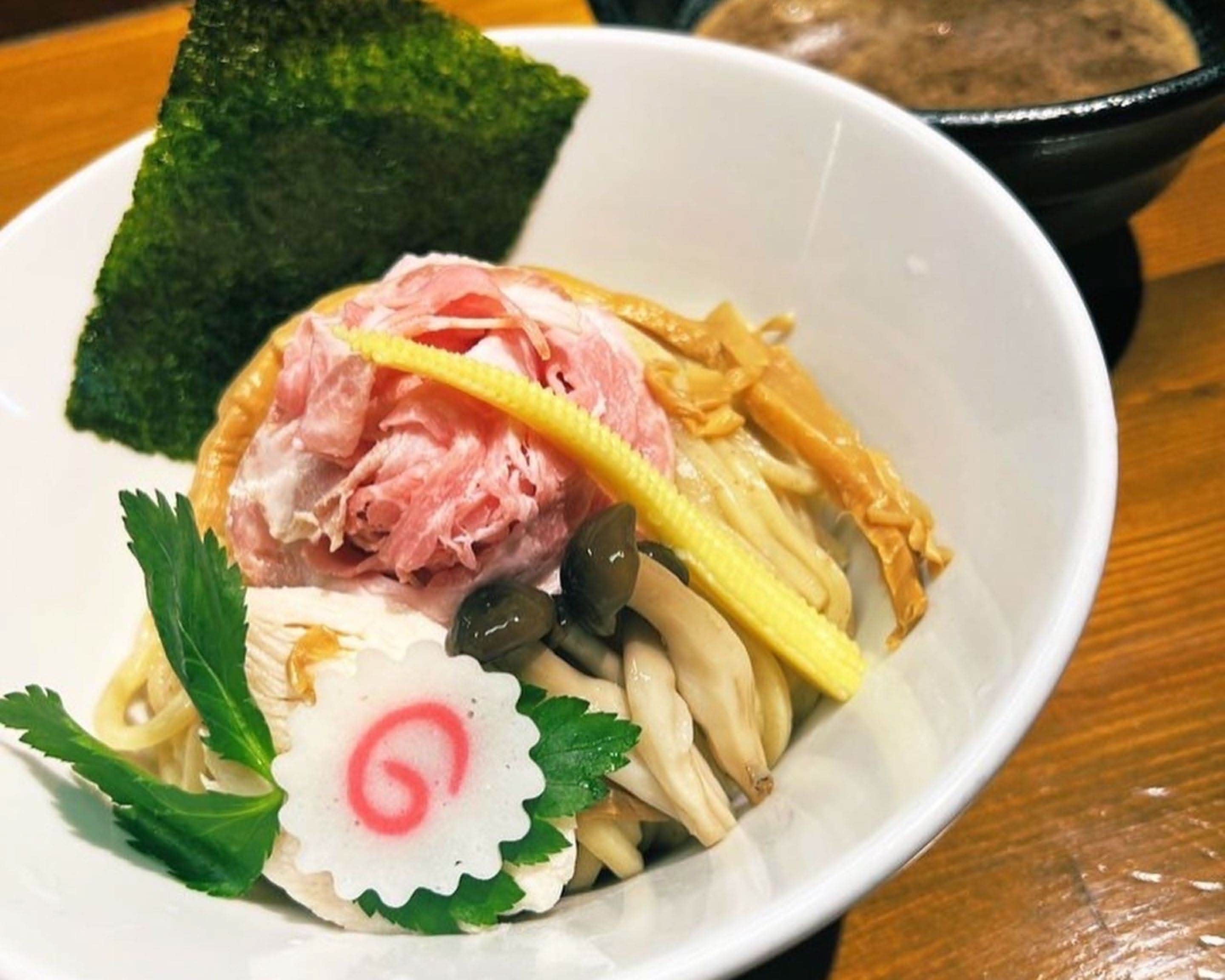 馳走麺 狸穴 Chisoumen Mamianaのデリバリー | メニューを見る |東京