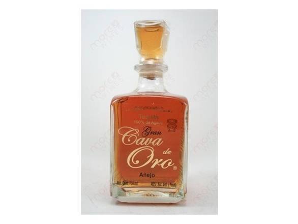 Cava De Oro Añejo Tequila (750 ml)