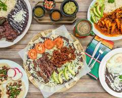 Caadxi Oaxaca (8030 Railroad Avenue, Snoqualmie)