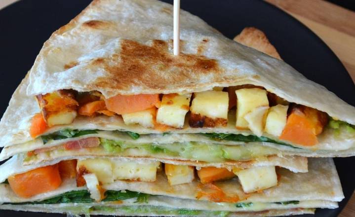 Cheesy Roast Veg Loaded Tort Melt