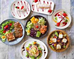 Luberon Restaurant Family