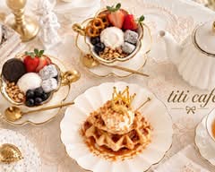 【おうちで韓国カフェ気分♡】titi cafe｜自家製アサイーボウル・グリークヨーグルト・人気No.1クロッフル