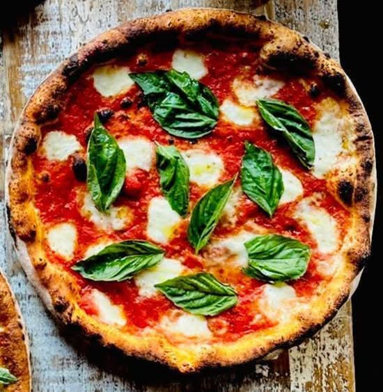 La Crosta Woodfire Pizzeria
