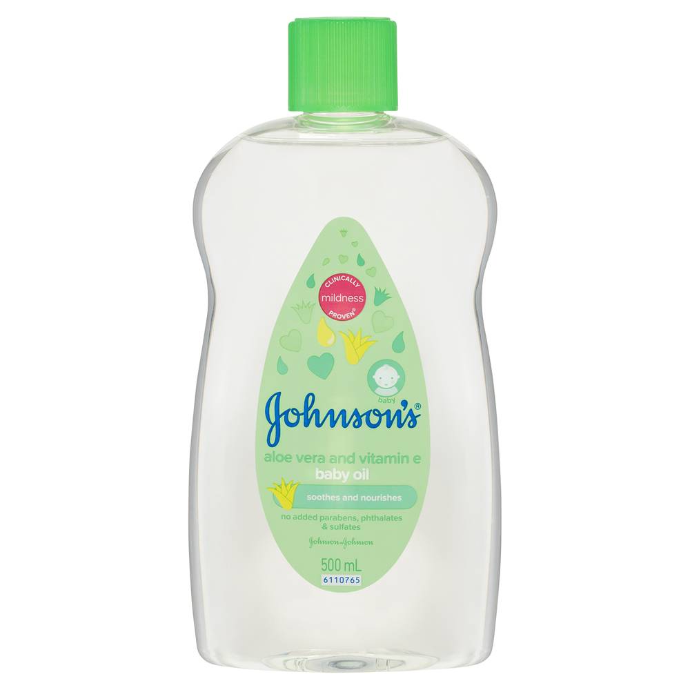 Johnson's Aloe Vera & Vitamin E Gentle Mild Soothing Moisturising Baby Oil 500ml