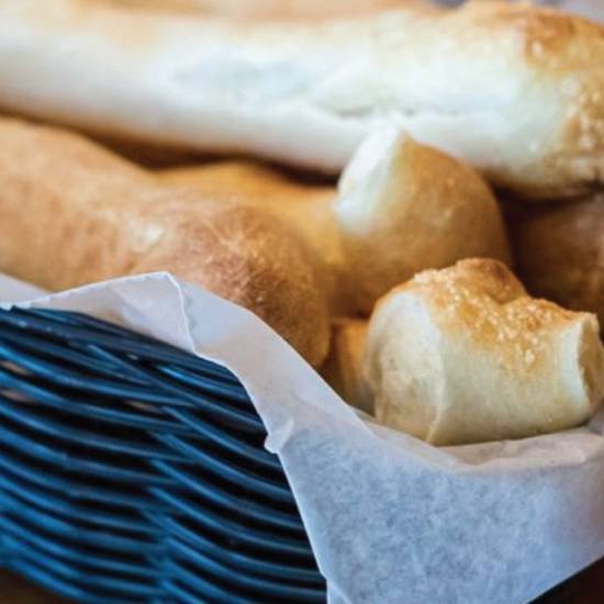 *(6) Hand Rolled Breadsticks & Dip