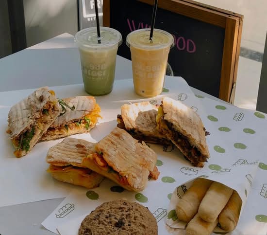 Vgan Corner (45 NW 28th St)