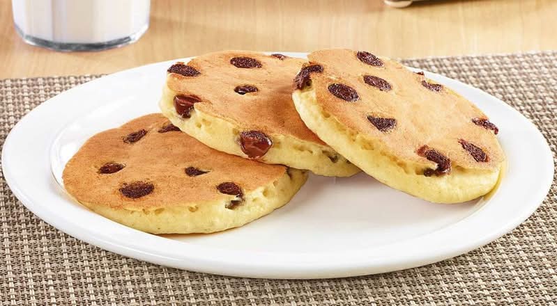 JR CHOCOLATE CHIP PANCAKES