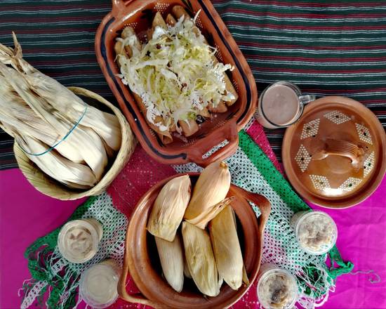 Tamales De La Morelos Y Algo Mas (Mexico City)