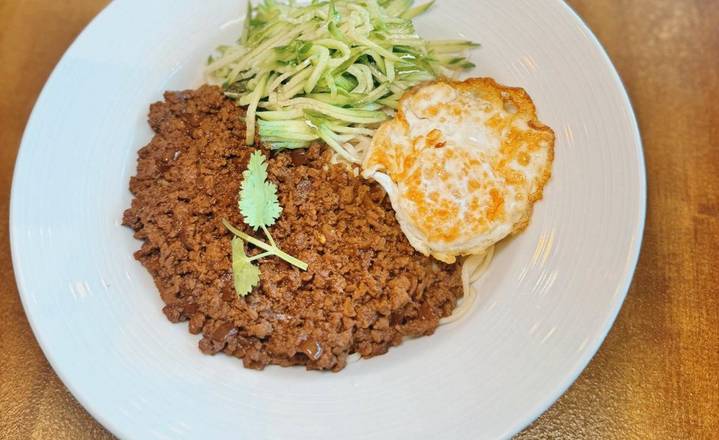 Zhajiang Noodle 炸酱面