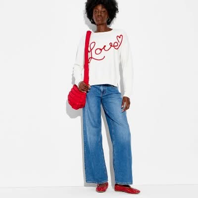 Women's Love Graphic Pullover Sweater - White L