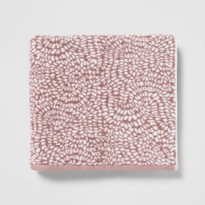 Threshold Performance Plus Bath Towel, Mauve Geo
