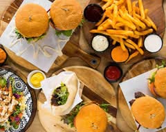 Big Belly Burger (4340 Connecticut Avenue Northwest #5)