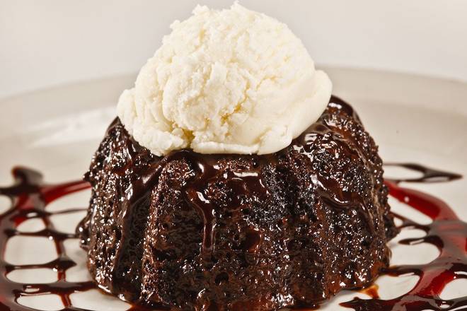 WARM CHOCOLATE LAVA CAKE