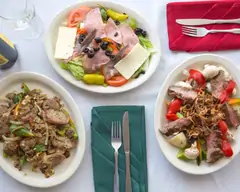 Buon Appetito Italian Restaurant & Bar (2384 Surfside Boulevard)