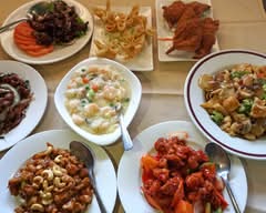 Tan’s House Asian Cuisine (18553 Yorba Linda Blvd)