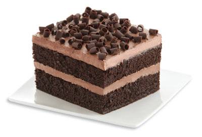 Bakery Cake Sliced Chocolate Iced Chocolate Cake - Each (840 Cal)