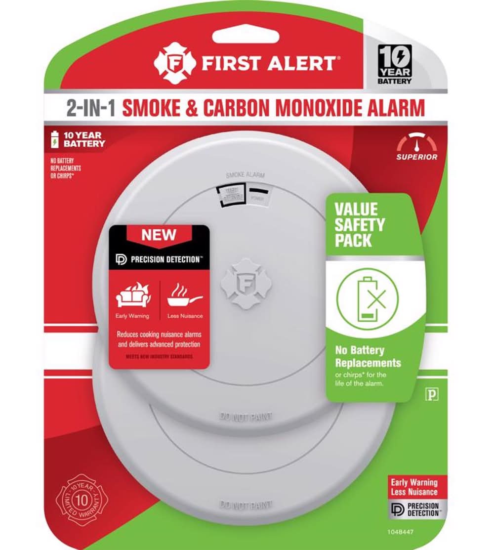 First Alert Battery-Powered Electrochemical/Photoelectric Smoke And Carbon Monoxide Detector 2 Pk