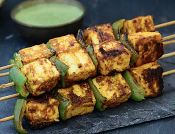 Achari Paneer Tikka Sizzler