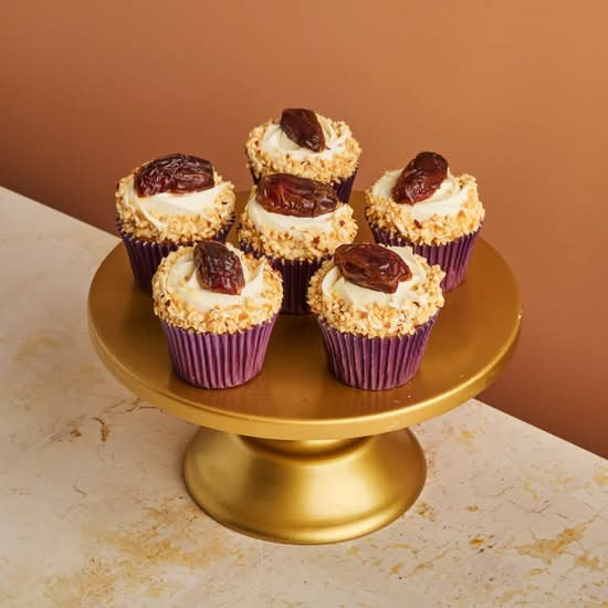 Box of 6 Medjool Date Cupcakes CC243