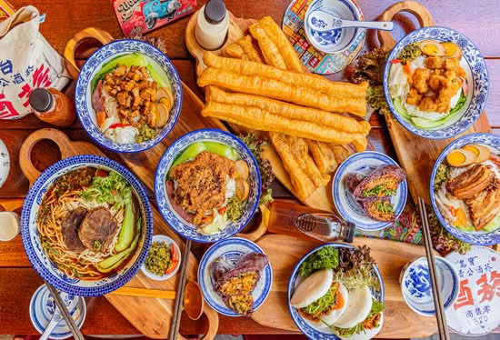 Hungry Paulie World Square