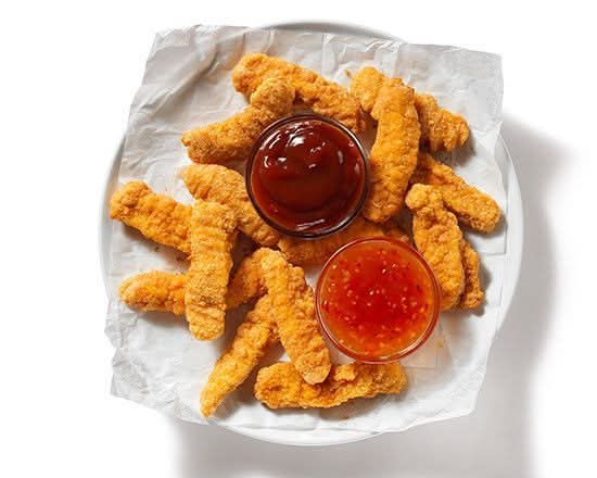 14 x Hot n Spicy Chicken Strips + 2 Dips of choice