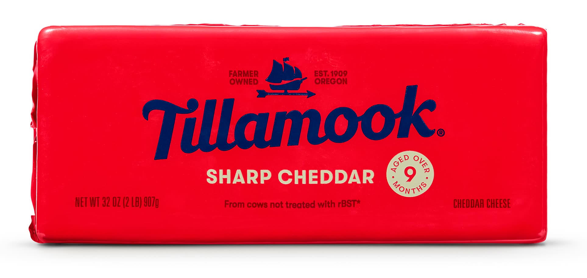 Tillamook Sharp Cheddar Cheese Aged Over 9 Months (32 oz)
