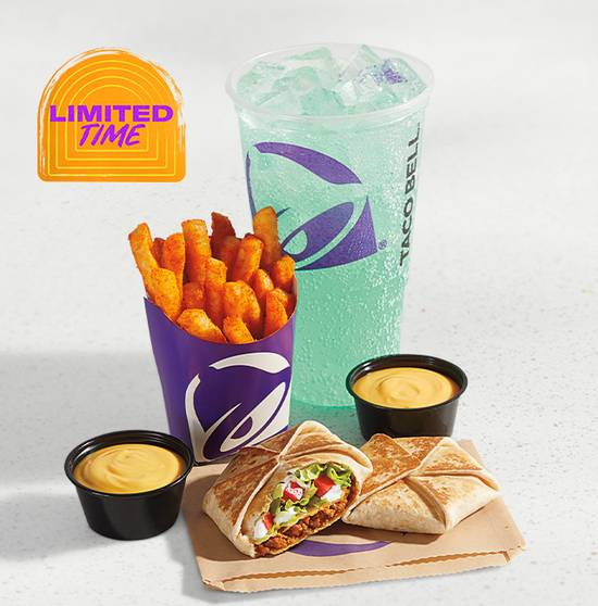 Cheesy Crunchwrap Sliders Combo