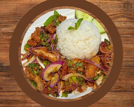 Thai SPICY Fried Chicken salad (Khao Yum Gai Zaap! ข้าวยำไก่แซ่บ)