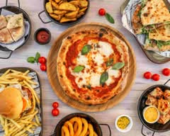 Gulas, Pizza, Burger & Coffee (Vila das Aves)